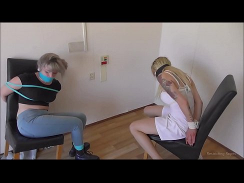 ❤️ Verslaaf / vasgebind en gesnoer / meisie in nood ❤️❌ Seksvideo op af.porngameshub.ru ❌️❤