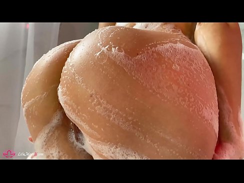 ❤️ Donkerkop masturbeer poes met vibrator tot intense orgasme in stort ❤️❌ Seksvideo op af.porngameshub.ru ❌️❤