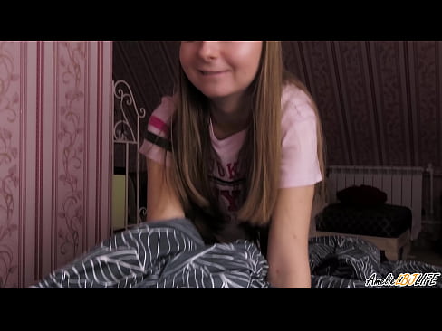 ❤️ Blondie suig haar BFF's diep en kry cum in haar mond ❤️❌ Seksvideo op af.porngameshub.ru ❌️❤